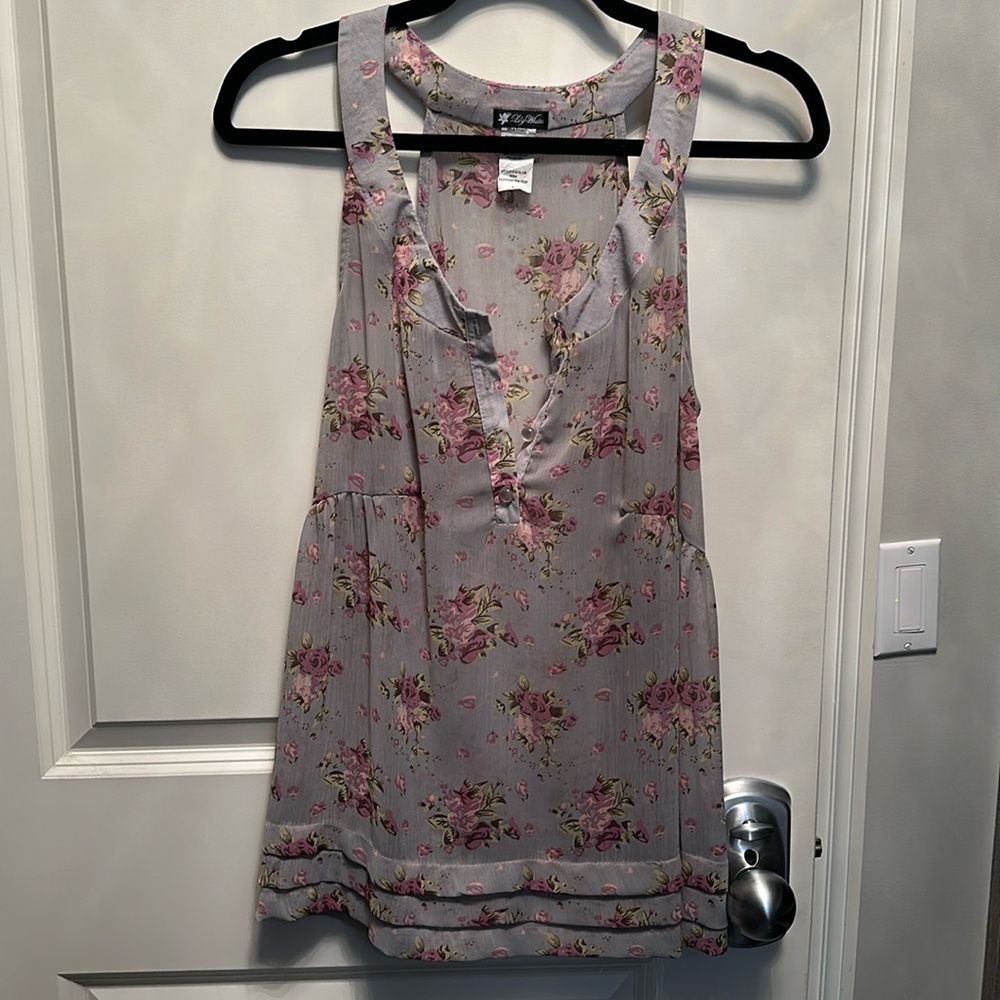 Lily White women’s floral tank blouse size large